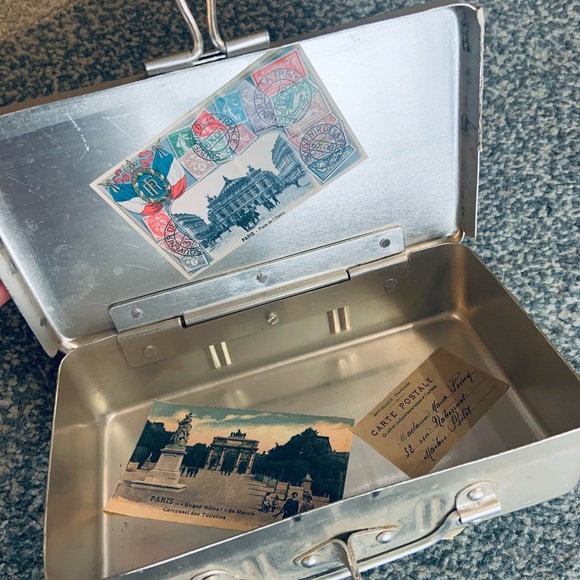Silver Lunchbox/Treasure Box - Picture 4 of 5